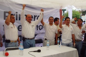 Respaldan priístas de Teziutlán a Juraidini