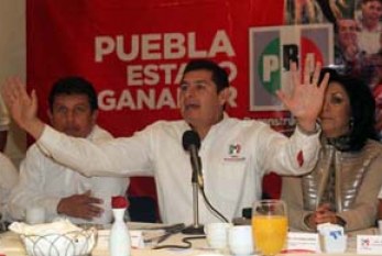 Presenta PRI plataforma de gobierno; elude temas espinosos