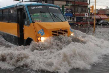 Empresarios critican inundación en obras morenovallistas