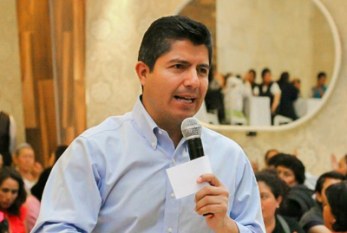 Acusan pasividad de Lalo Rivera contra gobiernos morenistas