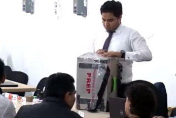Entre acusaciones, continúa recuento de votos