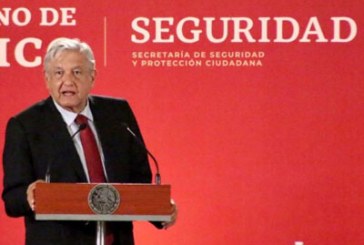 Promete AMLO elecciones limpias