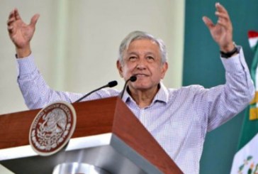 AMLO advierte a precandidatos abstenerse de usar su nombre