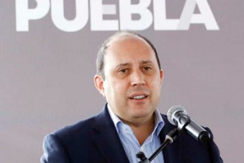 Investiga FGE denuncias por espionaje, revela Manzanilla