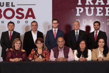 5 de 10 integrantes del equipo de transición se quedarán en el gobierno 