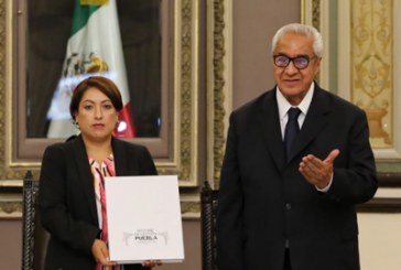 Entrega Pacheco informe por 6 meses de gobierno