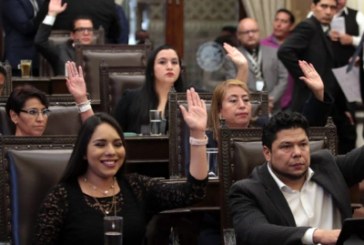 En medio de reclamos eligen a Félix Cerezo como ombudsman poblano