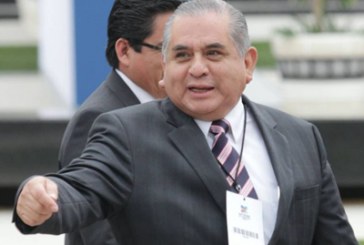 Sale Ardelio Vargas del gobierno de Barbosa