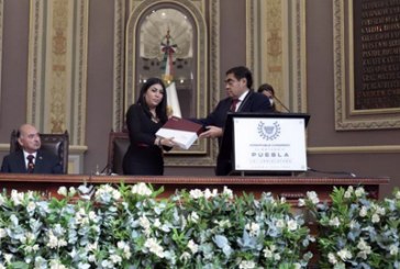Confrontan opiniones PAN y Morena sobre tercer informe de gobierno