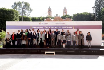 Llama Mundo Tlatehui A Las Y Los Servidores Públicos A Continuar Trabajando De La Mano De La Ciudadanía