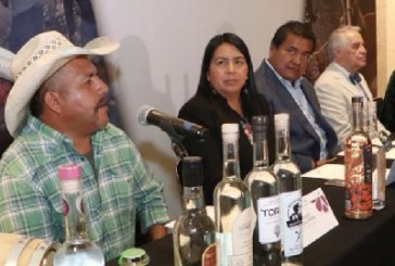 Triunfa Puebla en Concurso Nacional de Marcas de Mezcal con 44 medallas