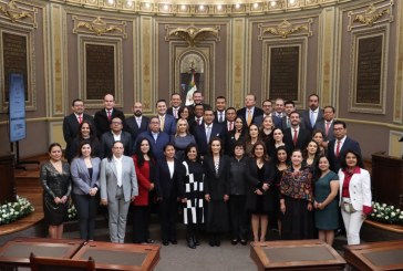 Ante el Congreso de Puebla, el Gobernador Sergio Salomón rinde su Informe de Gobierno