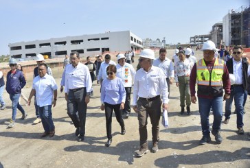 La Rectora María Lilia Cedillo Ramírez y el gobernador Sergio Salomón Céspedes Peregrina realizan recorrido por CU2