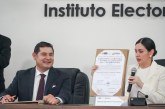 IEE ENTREGA CONSTANCIA DE MAYORÍA A LA GUBERNATURA