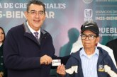 Entregan primeras credenciales IMSS-Bienestar en Puebla