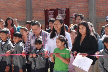 ARIADNA AYALA ENTREGA Y COMIENZA OBRAS CON SENTIDO SOCIAL EN ESCUELAS DE ATLIXCO