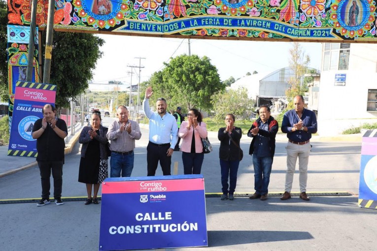 GOBIERNO MUNICIPAL RENUEVA CALLE CONSTITUCIÓN EN SANTO TOMÁS CHAUTLA