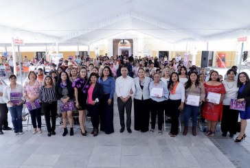 CELEBRA MUNDO TLATEHUI ENCUENTRO DE EMPRENDEDORAS SANANDRESEÑAS