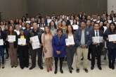 Entrega Rectora Lilia Cedillo constancias de capacitación a personal administrativo