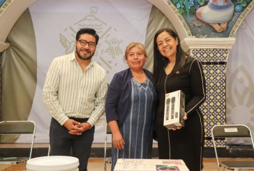 ARIADNA AYALA ENTREGA MÁS DE 200 MIL PESOS EN APOYOS PARA FORTALECER EL DESARROLLO EDUCATIVO EN ATLIXCO.