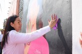 EN ATLIXCO, ARIADNA AYALA SE SUMA A LA PINTA DE LOS MURALES POR LA PAZ Y LA DIGNIDAD DE LAS VÍCTIMAS