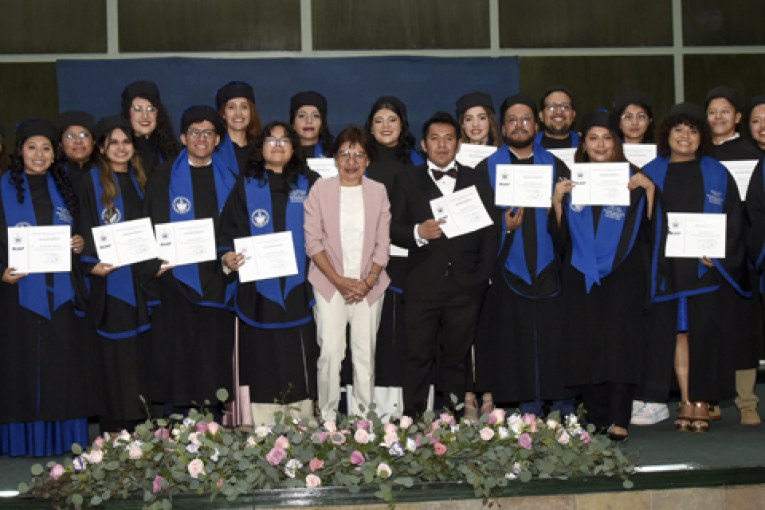 Preside Rectora Lilia Cedillo ceremonias de graduación