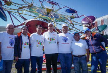 Pepe Chedraui fortalece vínculos con el magisterio en celebración del Día de la Niñez