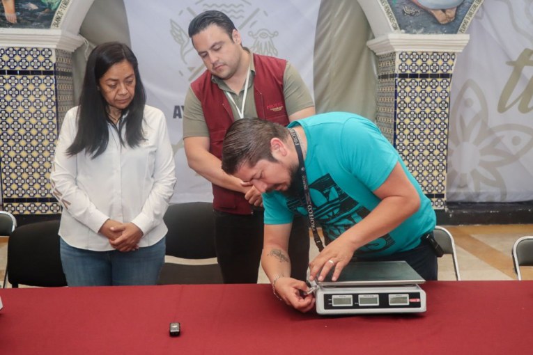 ARIADNA AYALA, PRESIDENTA MUNICIPAL FORTALECE LA CONFIANZA COMERCIAL EN ATLIXCO EN COORDINACIÓN CON PROFECO