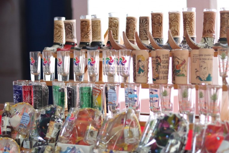 ARIADNA AYALA PRESIDENTA MUNICIPAL INAUGURA LA FERIA DEL MEZCAL Y DEL PULQUE EN ATLIXCO