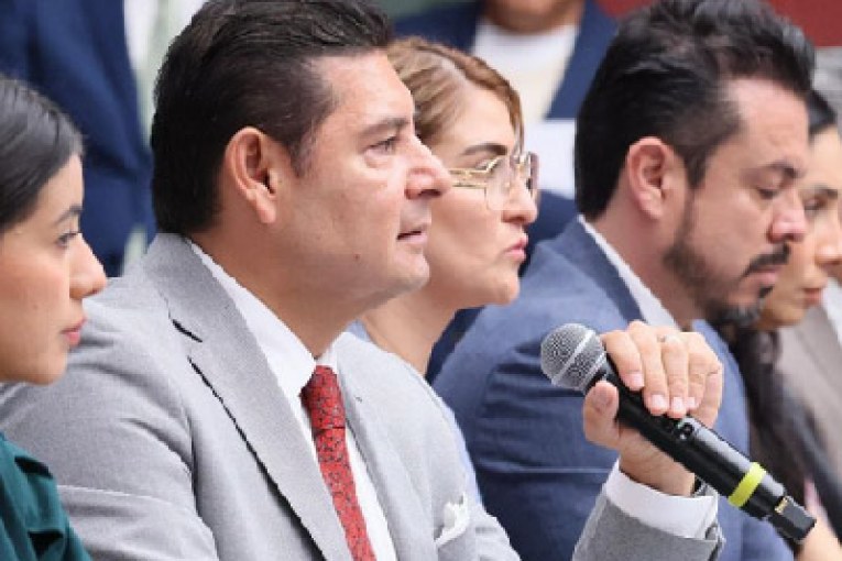Armenta pide investigar abusos y excesos del barbosismo y morenovallismo
