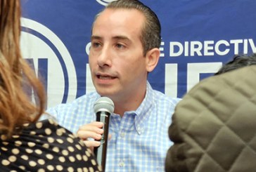 Dirigente panista niega promover a su hermana para alcaldesa de Puebla