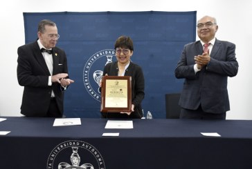 Licenciatura en Medicina General y Comunitaria de la BUAP recibe acreditación internacional de COMAEM