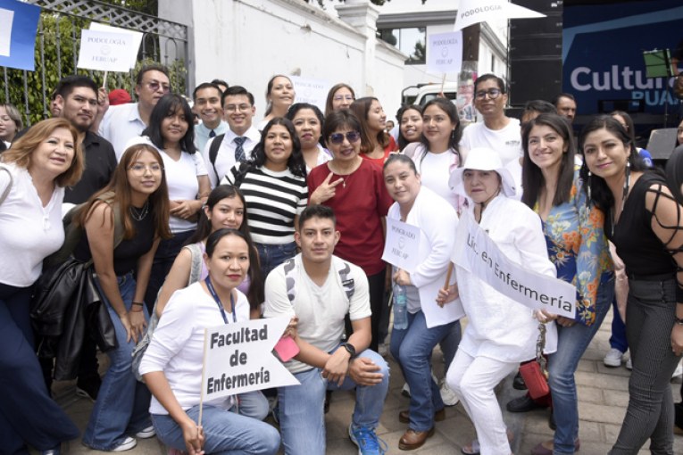 Rectora da la bienvenida a estudiantes de nuevo ingreso del Área de la Salud y de la Preparatoria Urbana Enrique Cabrera Barroso