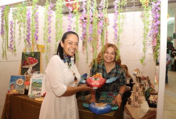 ENTRE TRADICIÓN Y SABOR, ARIADNA AYALA INAUGURA “LA ELOTADA 2025” EN ATLIXCO.