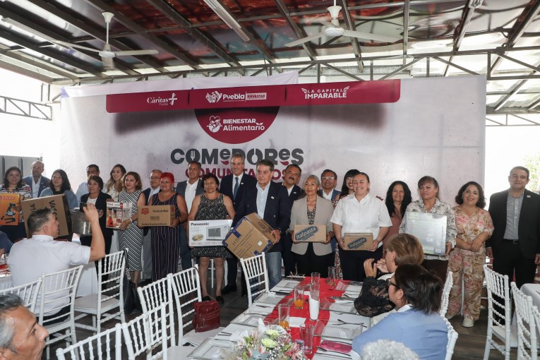 Encabeza Pepe Chedraui la entrega de apoyos a comedores comunitarios