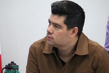 Proponen cárcel y pérdida de licencia a médicos que practiquen cirugías estéticas a menores