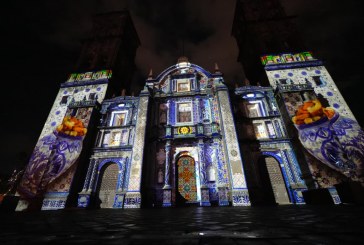 Inaugura Pepe Chedraui proyecciones del videomapping “Septiembre Brilla” en la fachada de Catedral