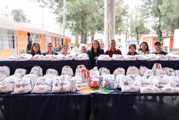 Garantiza Lupita Cuautle útiles escolares para todas y todos los estudiantes de primaria