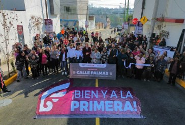 Entrega Pepe Chedraui trabajos de pavimentación en la colonia Santa Cruz Buenavista