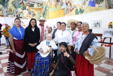 ARIADNA AYALA INAUGURA LA EXPOSICIÓN “REGRESO AL ORIGEN”, ANTOLOGÍA DE ANTONIO SOSA EN ATLIXCO.