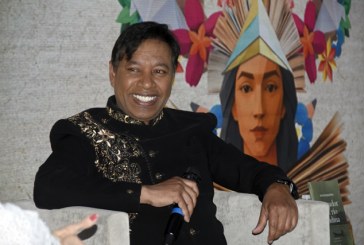 Ángeles Mastretta y el traductor Anisuz Zaman presentan obras en la FENALI 39