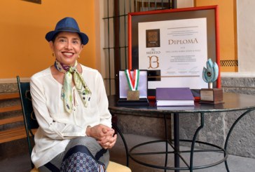 Recibe Posdoctorante BUAP Premio Biblos 2026