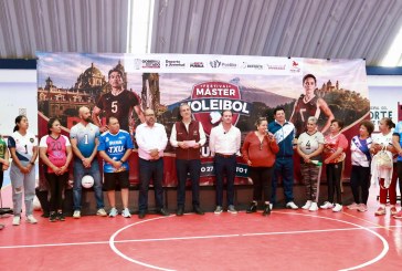 Pepe Chedraui sostiene encuentro con equipos poblanos rumbo al Festival Máster de Voleibol
