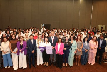 Pepe Chedraui impulsa acciones para garantizar los derechos digitales de las mujeres