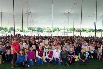 Lleva Gobierno de Pepe Chedraui programa “Alimentación Imparable” a San Felipe Hueyotlipan